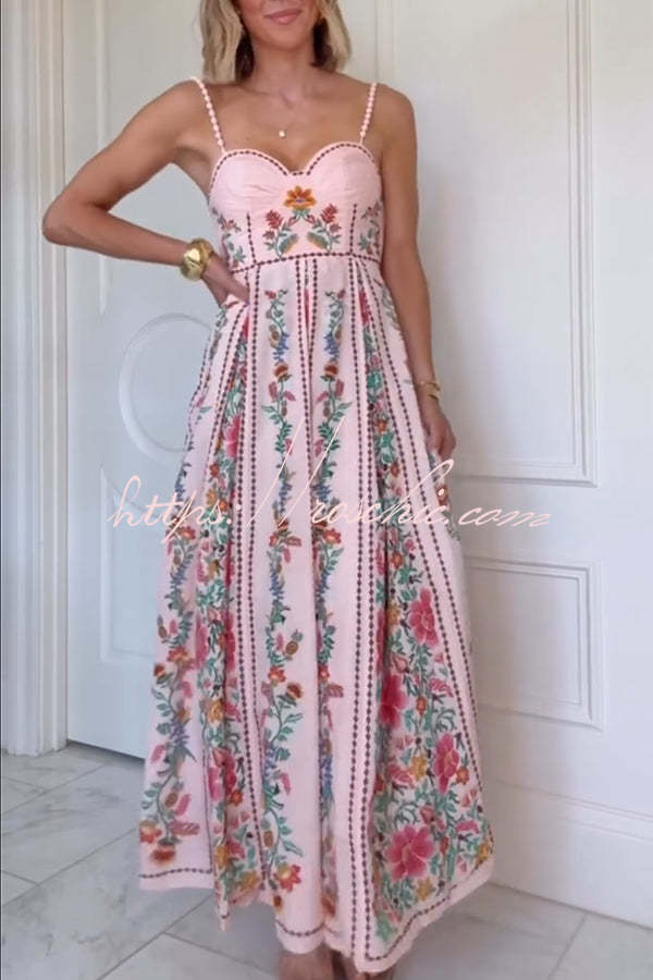 Elena – Romantic Sweetheart Maxi Dress