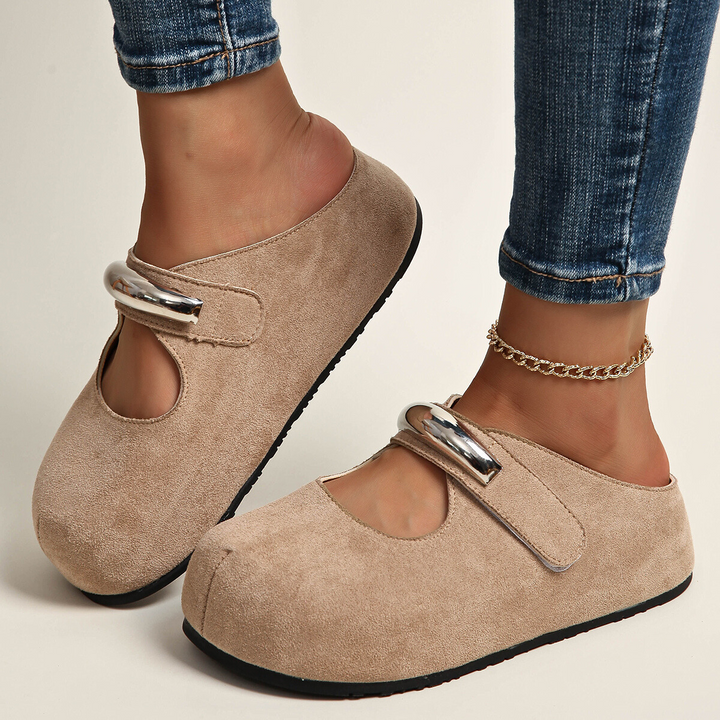Ylvina | Comfortable Buckle Shoes