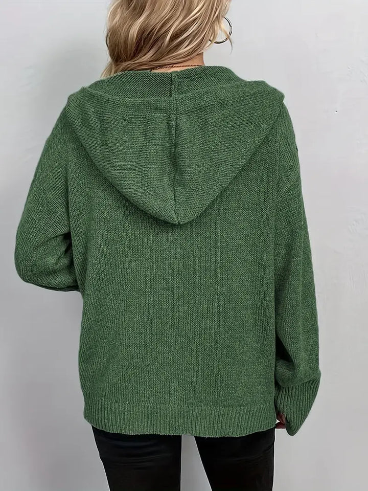 Suthida – Elegant Sweater with Long Sleeves, Hood, and Buttons