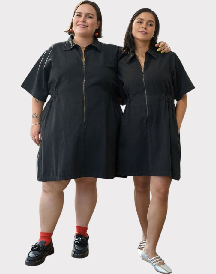 Noir Sping Zip Dress