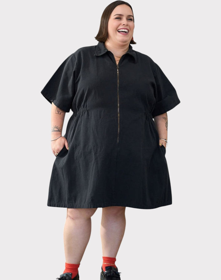 Noir Sping Zip Dress