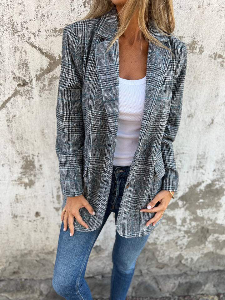 Kaelis - Elegant Casual Blazer
